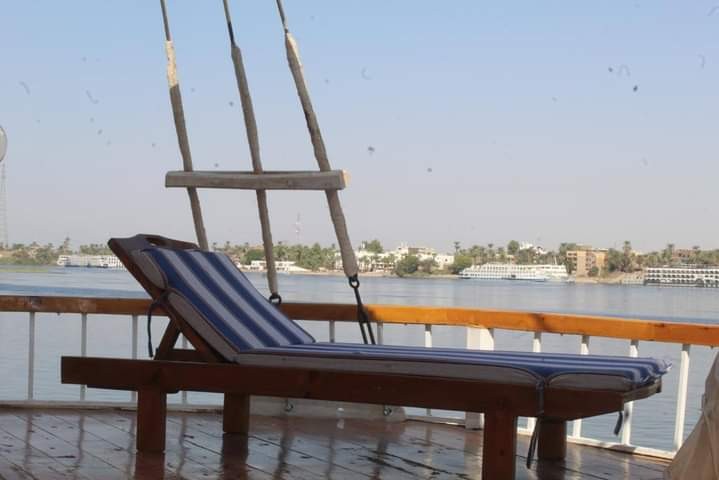 4 days Nile cruise from Aswan to Esna