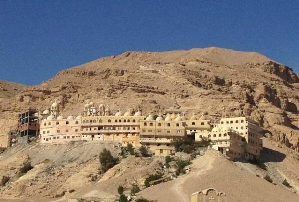 Excursion d'une journée au monastère de Saint Anthony et Saint Paul dans le désert oriental d'Égypte
