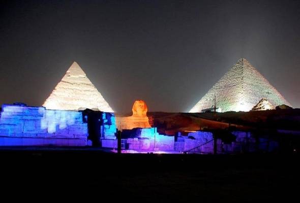 Espectáculo de luz y sonido en las pirámides