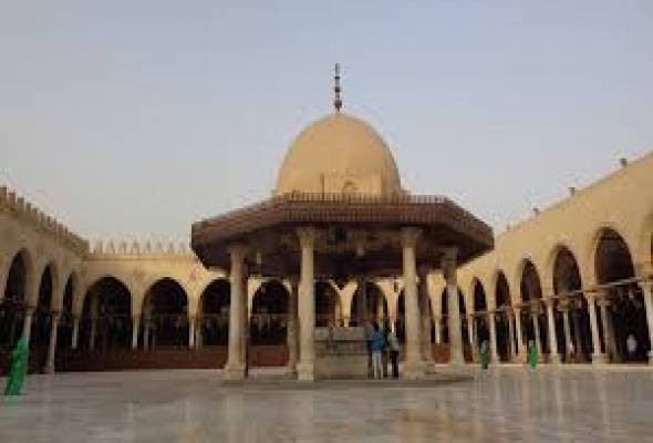 Explore lugares islámicos y coptos en El Cairo