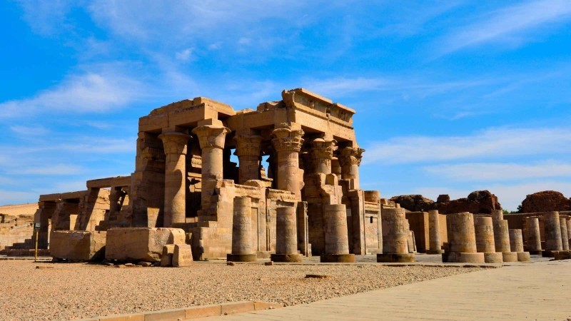 Luxury Dahabiya Nile Cruise