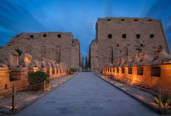 Full Day Luxor tour to visit East & West