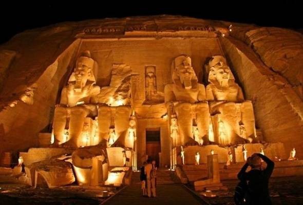 Abu Simbel and Aswan by flight from Cairo