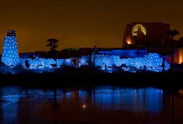 Spectacle son et lumière au temple de Karnak