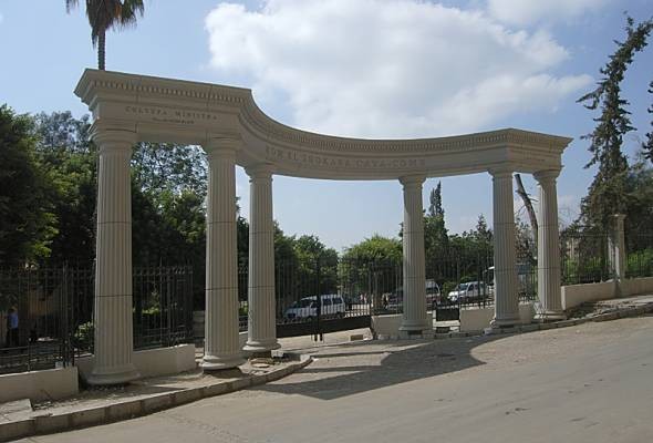 Day Tour Roman Theater, Catacomb of Com El Shoqafa & Alexandria Library